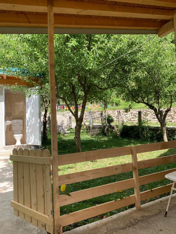 Guest House Ulaj Vuthaj Dış mekan fotoğraf