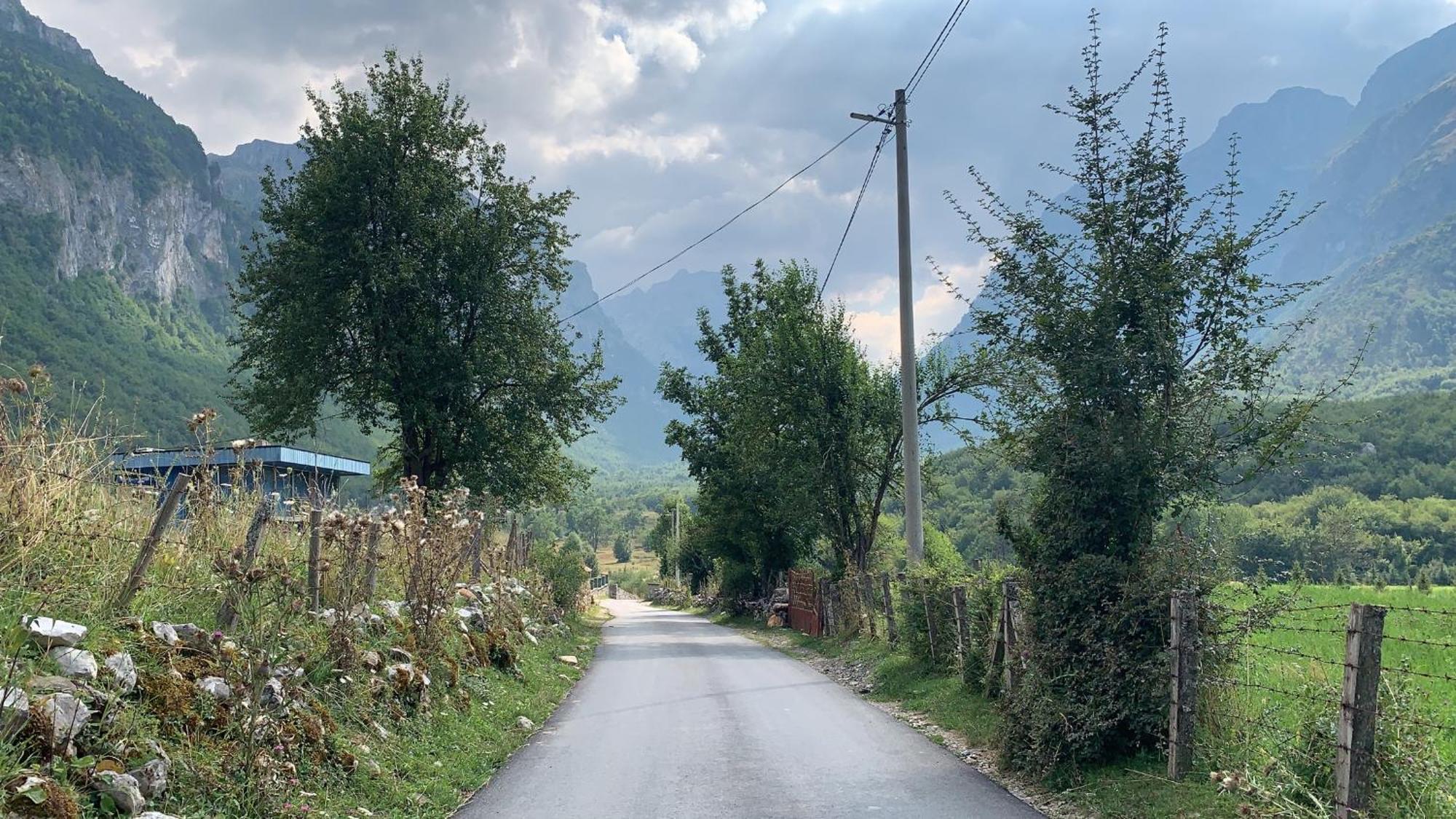 Guest House Ulaj Vuthaj Dış mekan fotoğraf