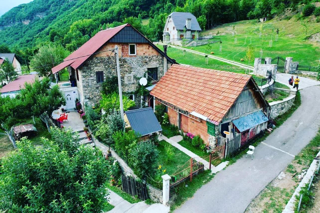 Guest House Ulaj Vuthaj Dış mekan fotoğraf