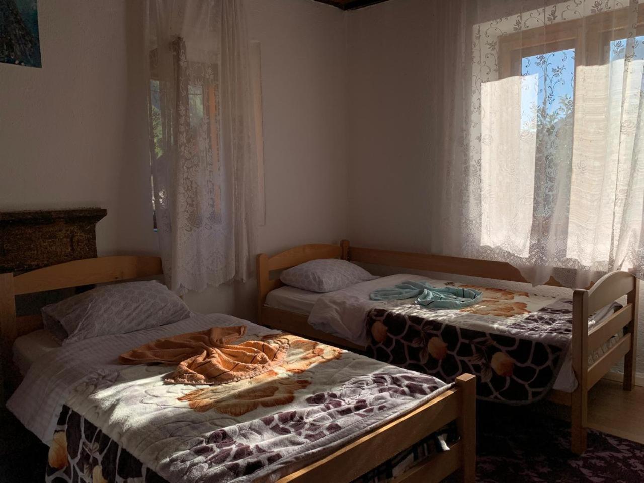 Guest House Ulaj Vuthaj Dış mekan fotoğraf