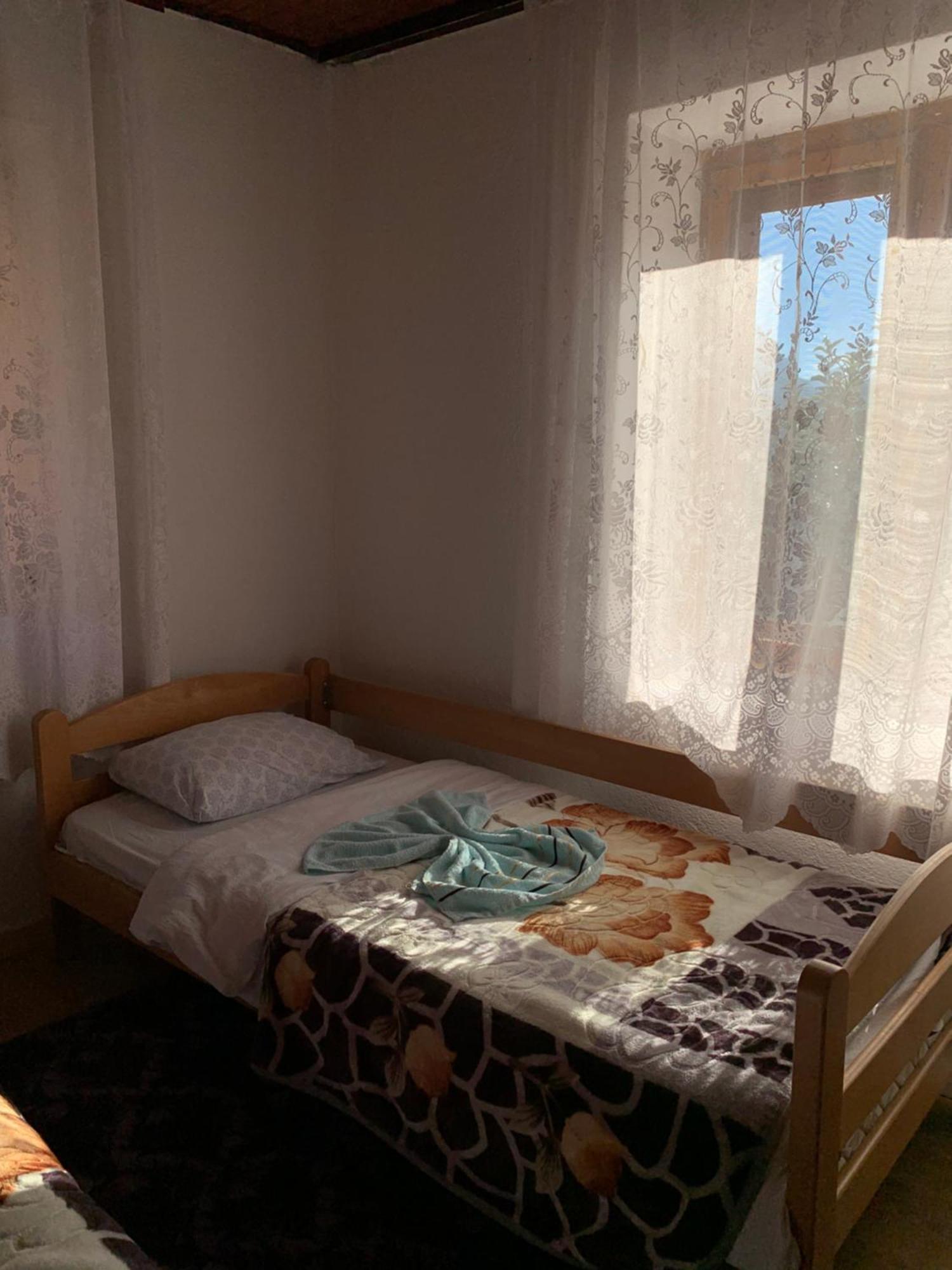 Guest House Ulaj Vuthaj Dış mekan fotoğraf